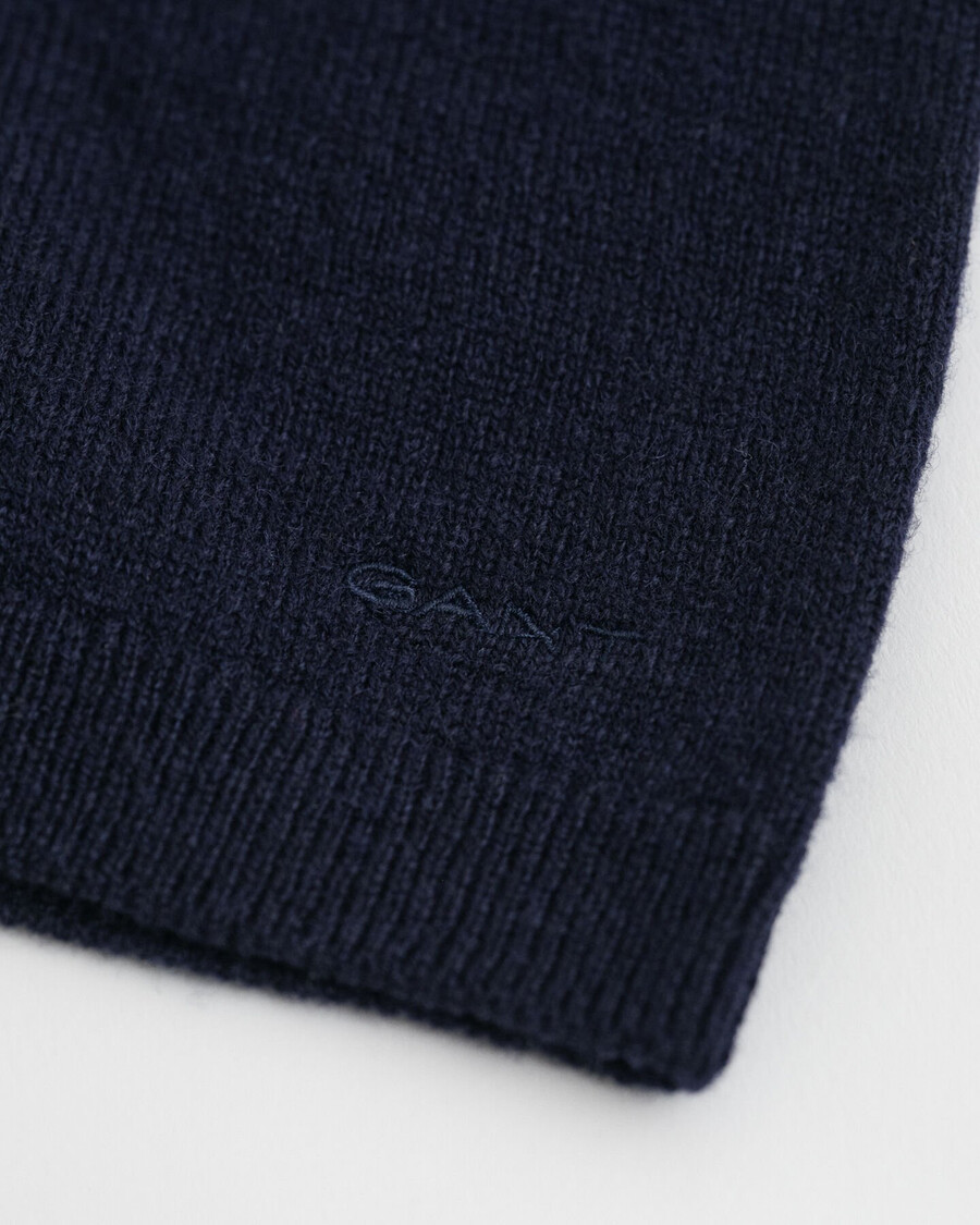 feiner lammwollpullover mit kurzen Ärmeln und rundhalsausschnitt – abendblau