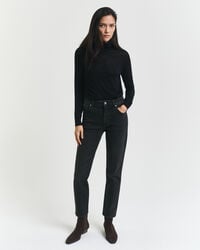 schmal geschnittene verkürzte schwarze jeans – schwarz used-look