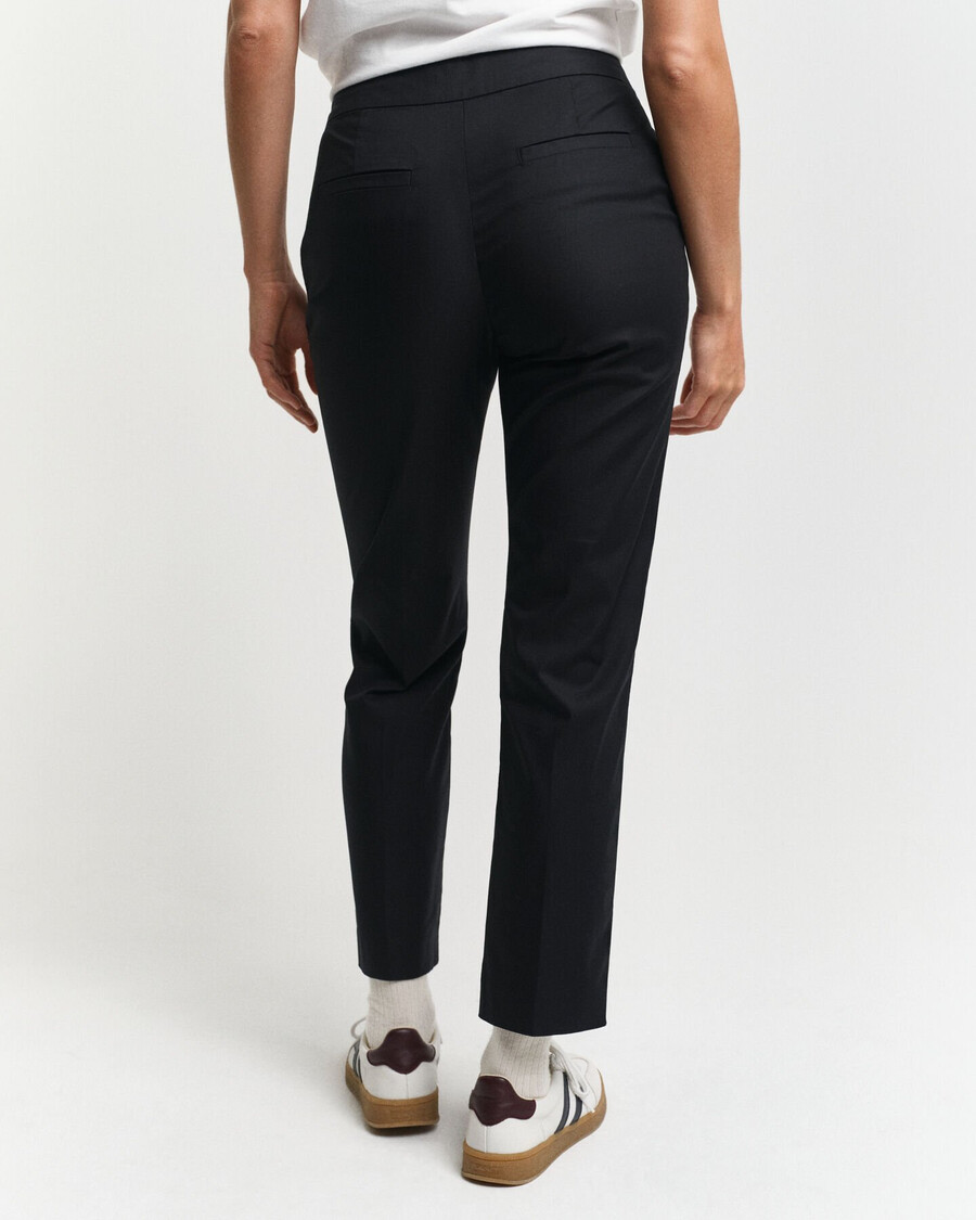 schmale zigarettenhose – ebenholzschwarz