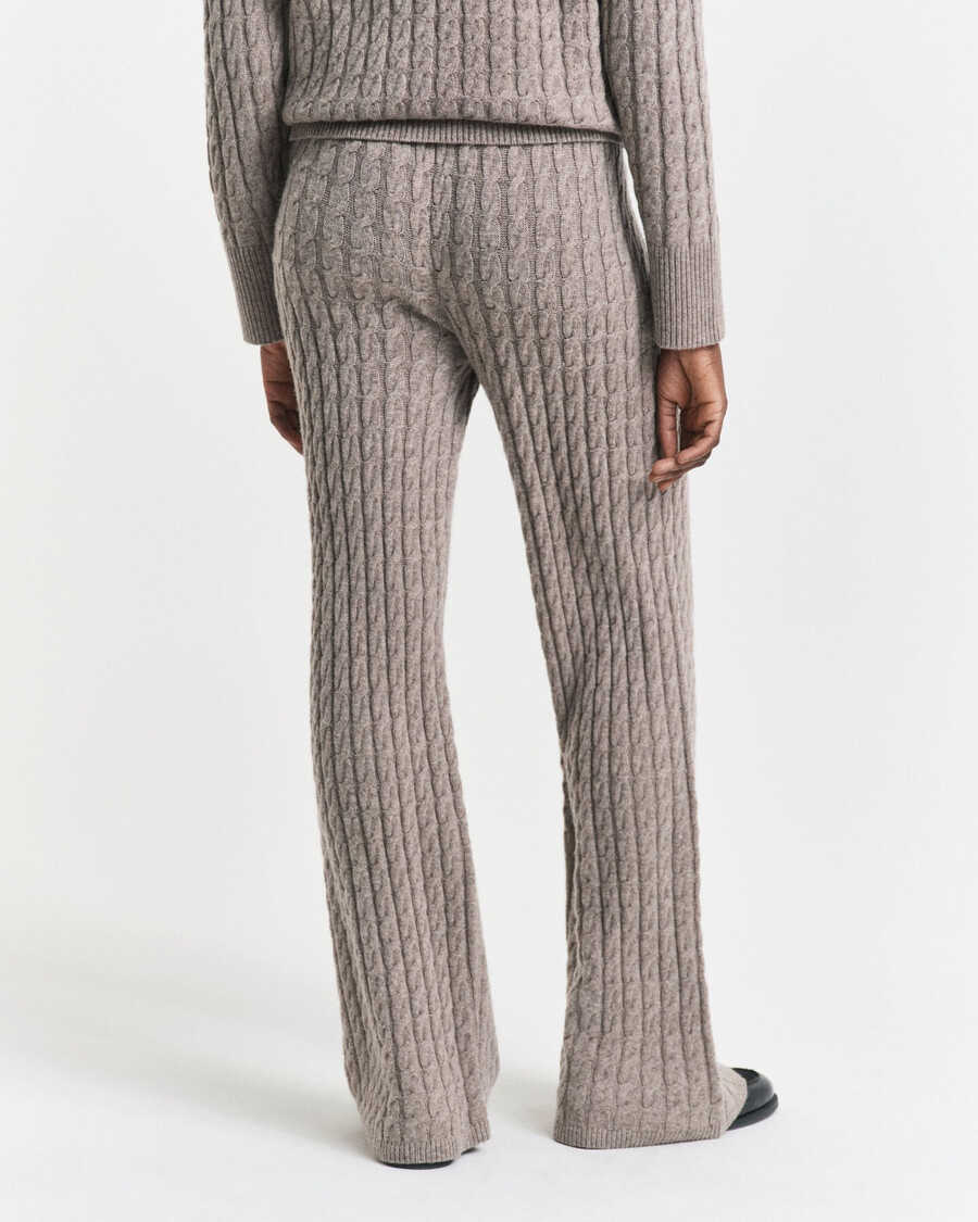 zopfstrickhose aus wolle – taupe beige