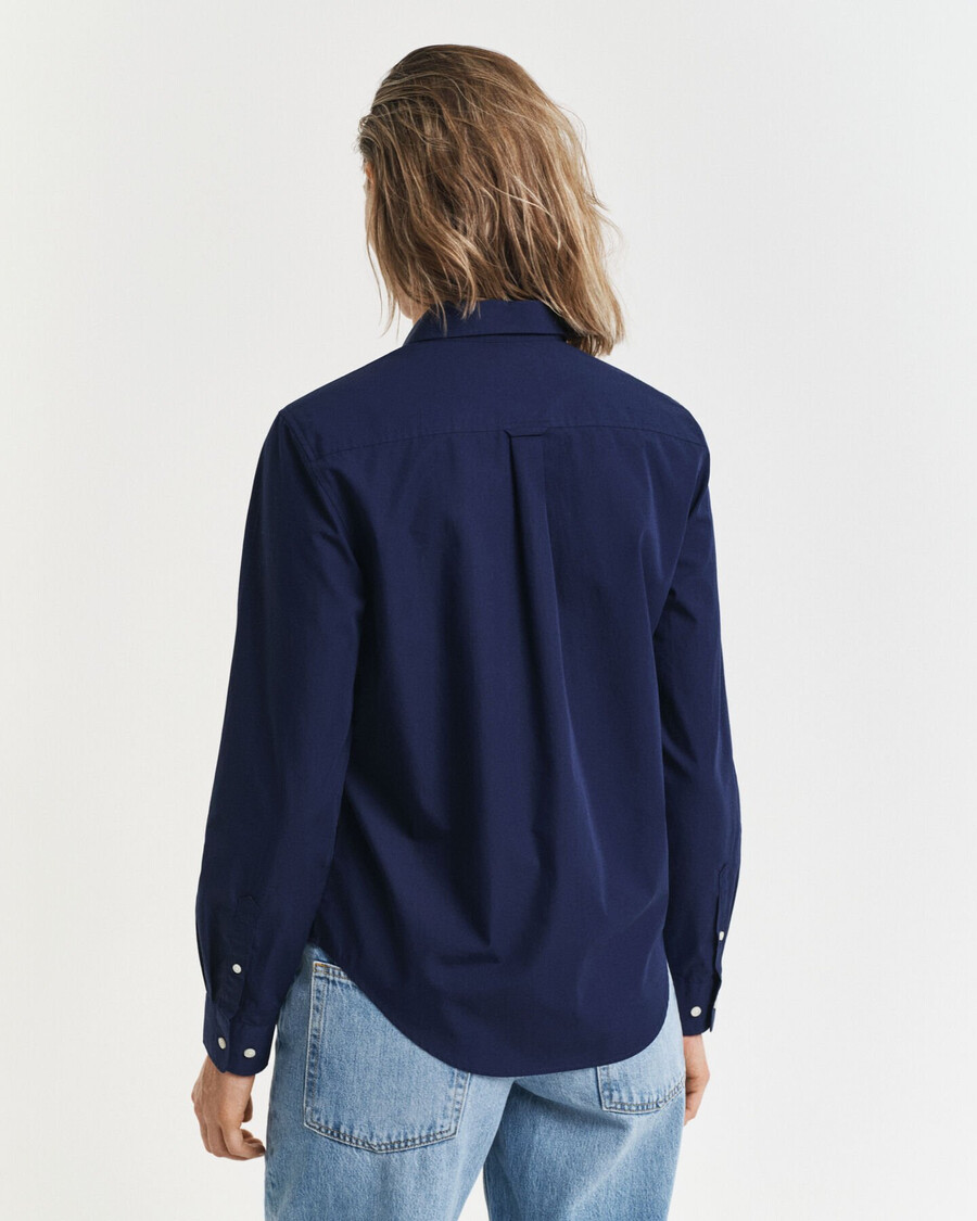 klassisches popeline-hemd in regulärer passform – klassisches blau