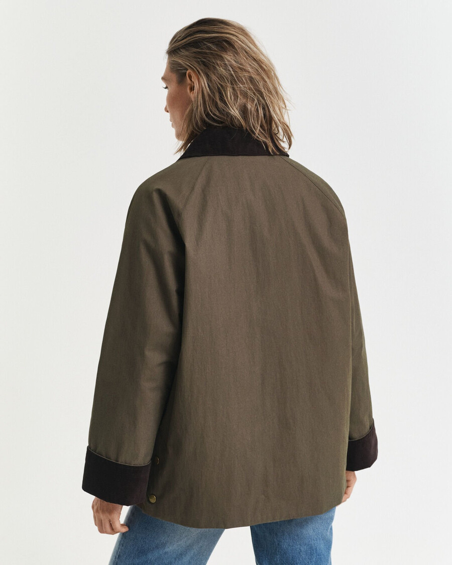 scheunenjacke aus gewachster baumwolle – dunkelmoosgrün
