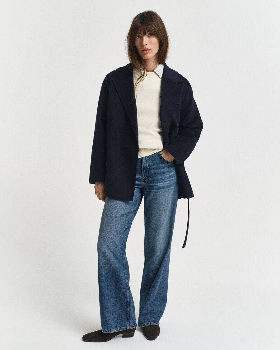 handgenähte jacke mit gürtel – abendblau