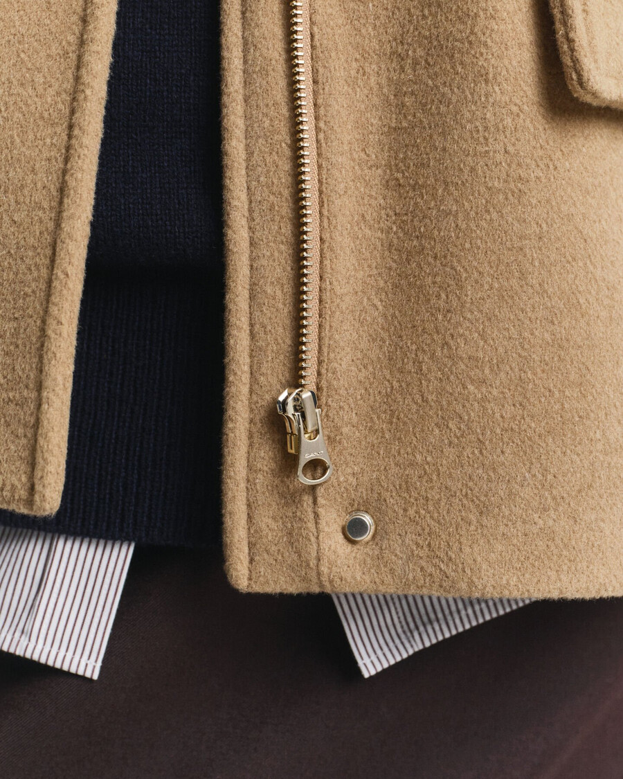 kurze wolljacke mit reißverschluss – warmes khaki