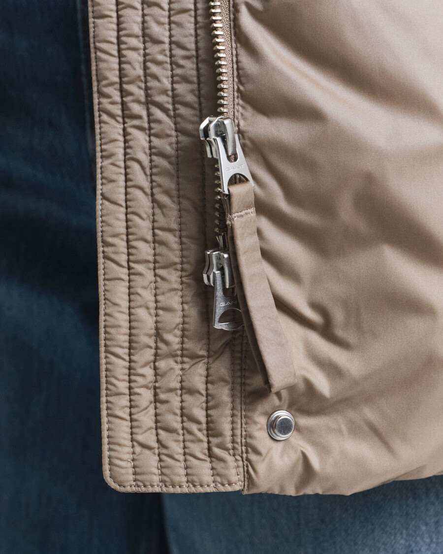 daunenjacke in lockerer passform – taupe beige