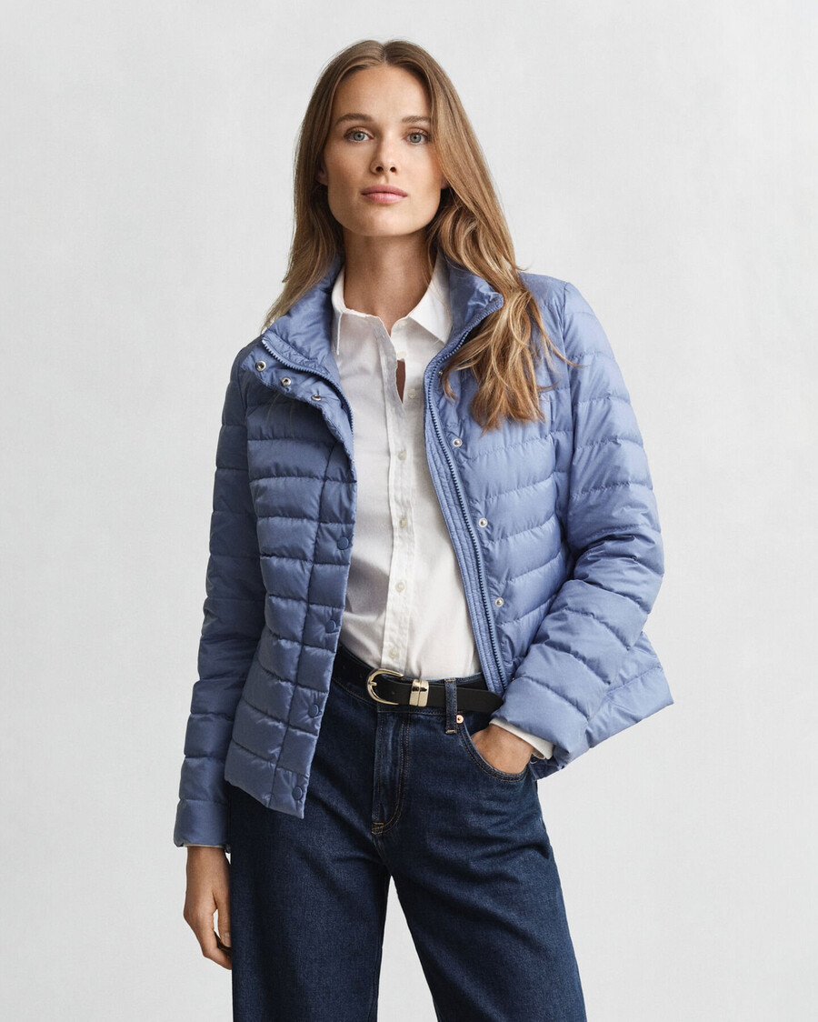 leichte daunenjacke – verwaschener denim