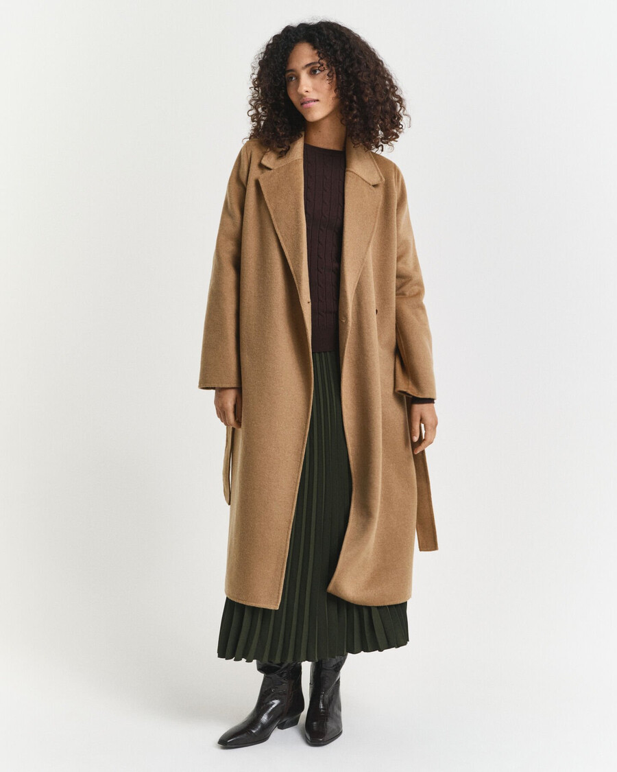 handgenähter mantel mit gürtel – warmes khaki