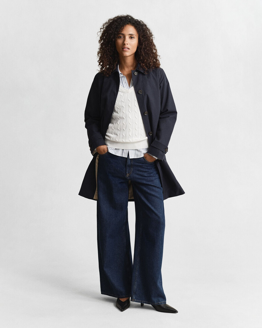 stretch-baumwollpullover mit zopfmuster und v-ausschnitt – eierschale