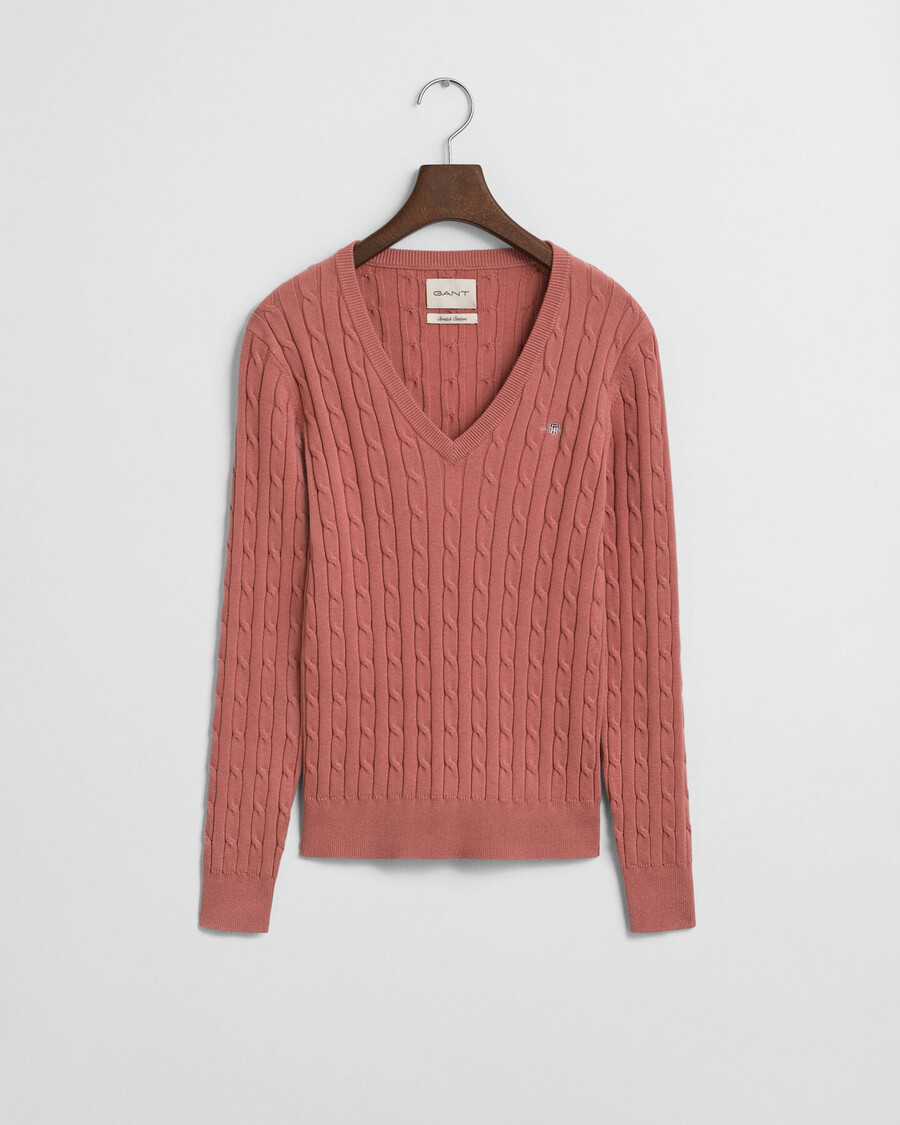 stretch-baumwollpullover mit zopfmuster und v-ausschnitt – verwaschenes ziegelrot