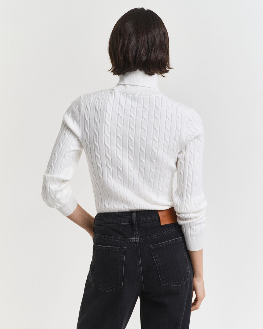 stretch-baumwoll-rollkragenpullover mit zopfmuster – eierschale