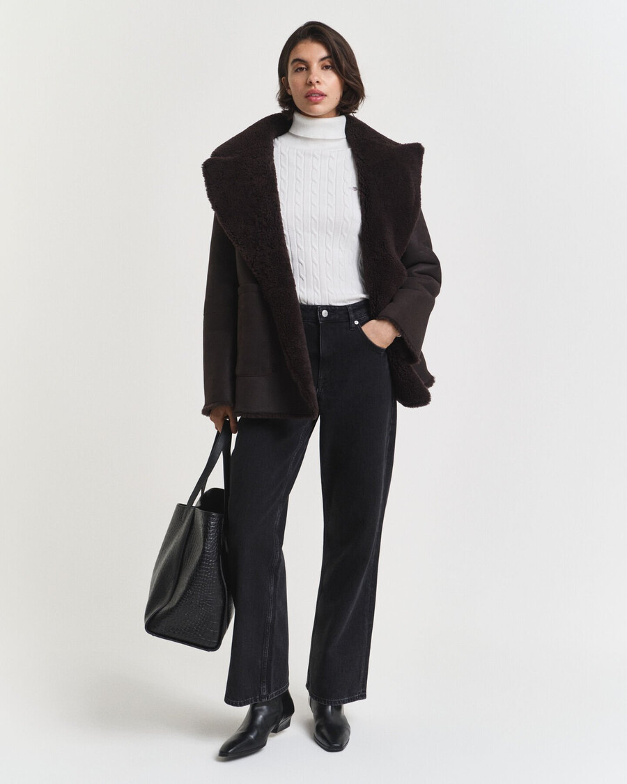 stretch-baumwoll-rollkragenpullover mit zopfmuster – eierschale