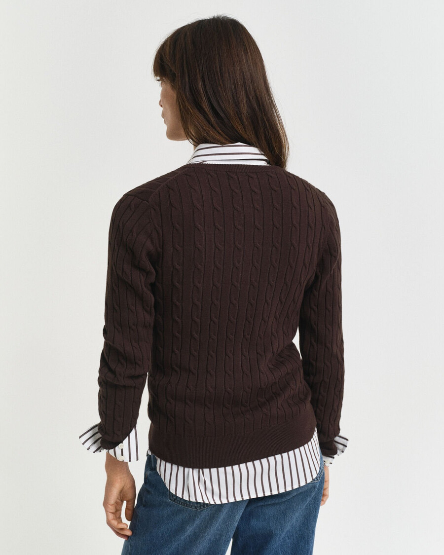 strickjacke aus stretch-baumwolle mit zopfmuster – dunkelbraun