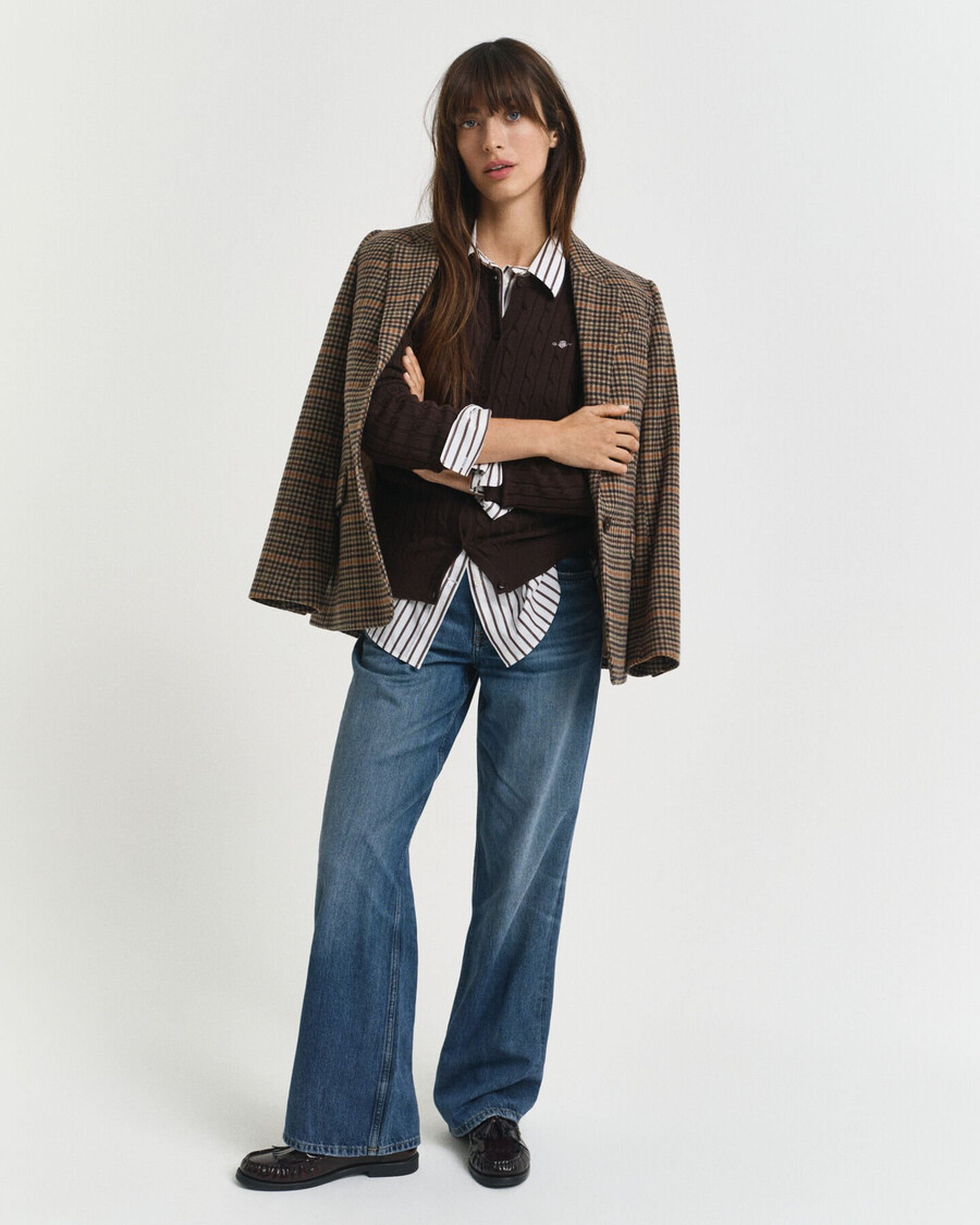 strickjacke aus stretch-baumwolle mit zopfmuster – dunkelbraun