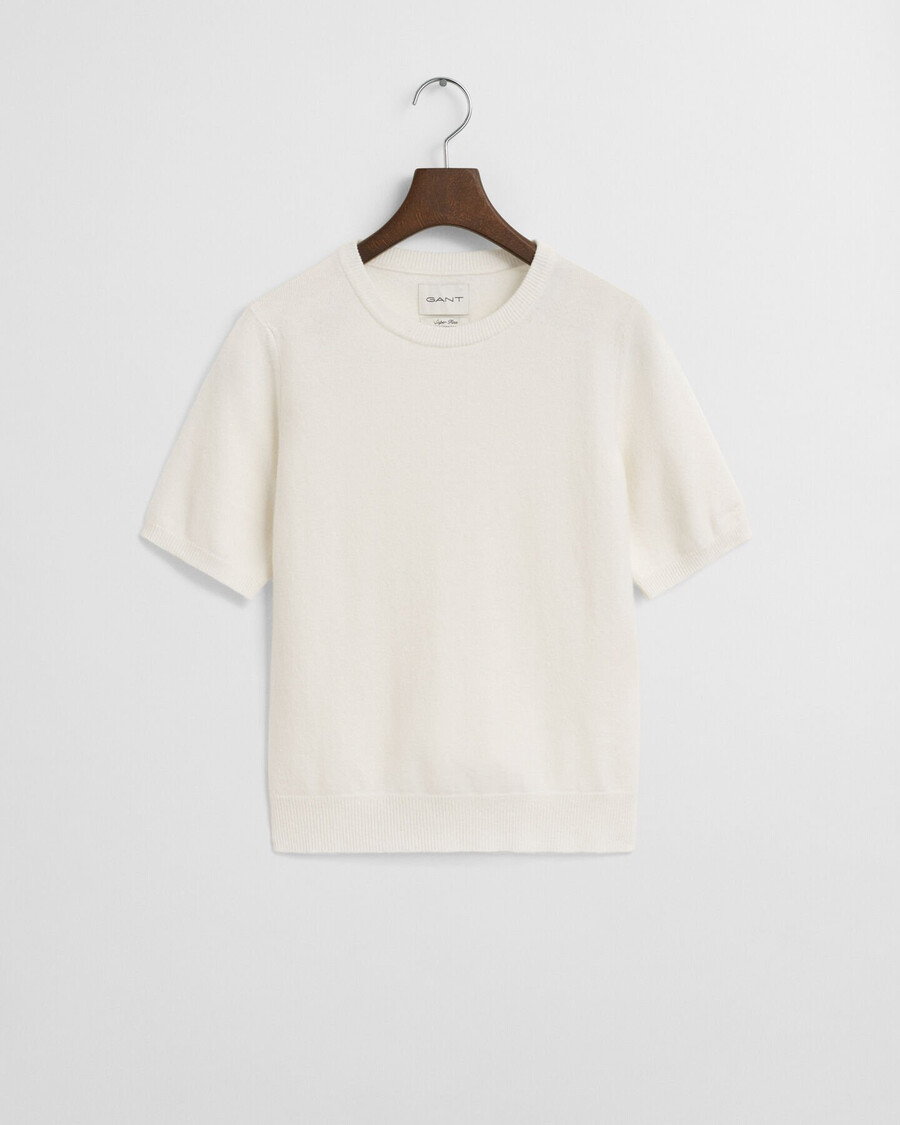 feiner lammwollpullover mit kurzen Ärmeln und rundhalsausschnitt – creme