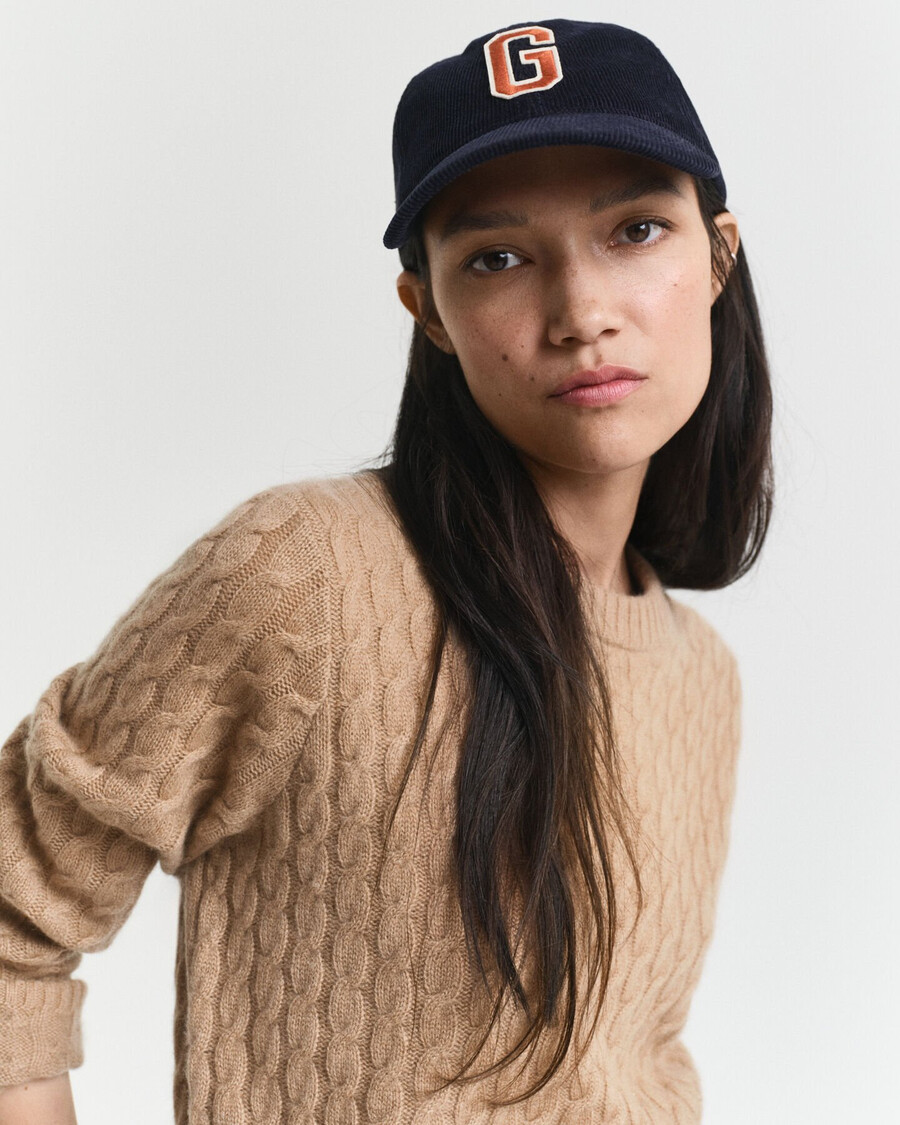 kaschmirpullover mit zopfmuster und rundhalsausschnitt – warmes khaki