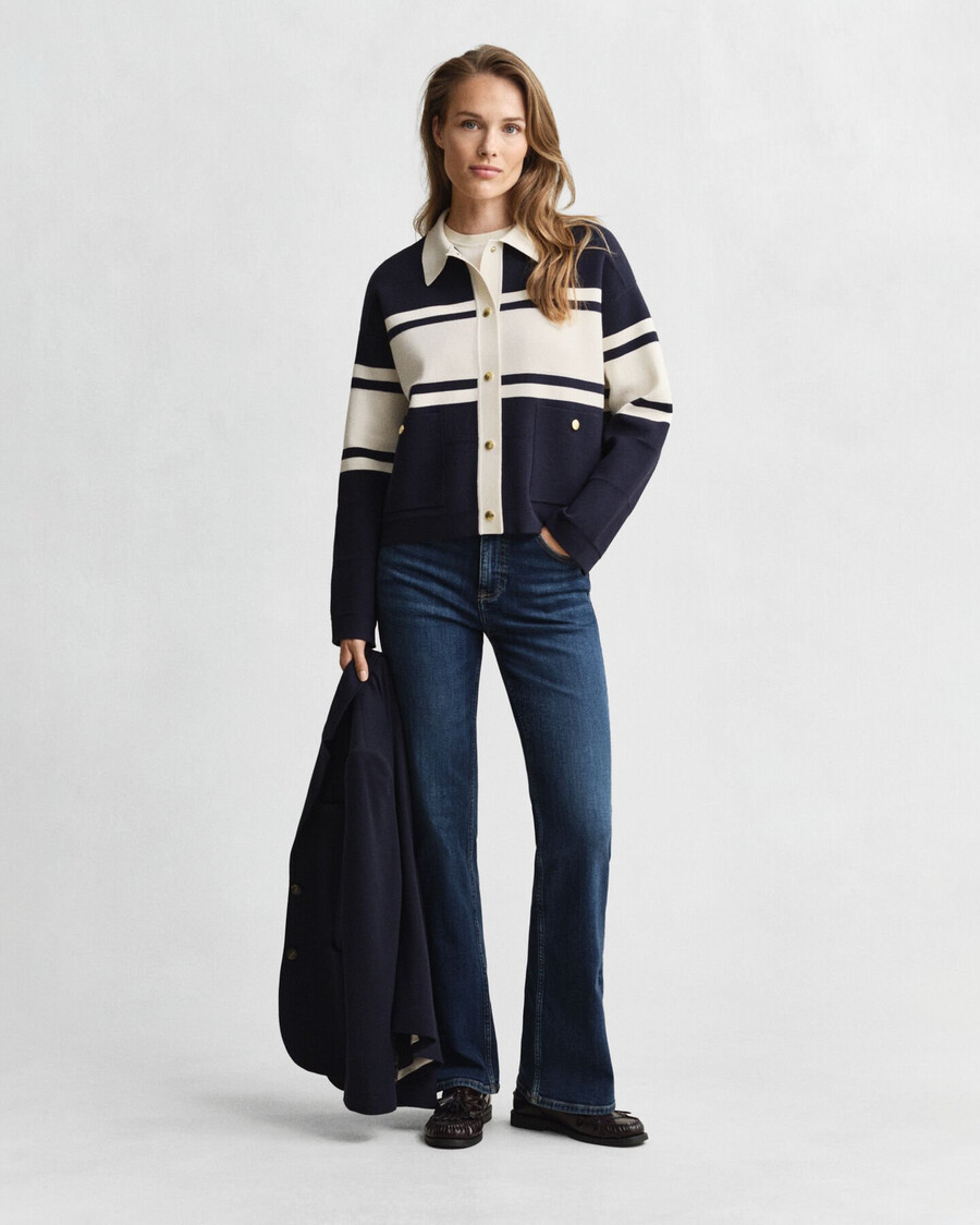 farbblock-strickjacke – abendblau
