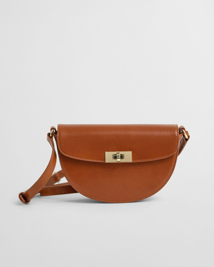 schultertasche aus leder – cognac