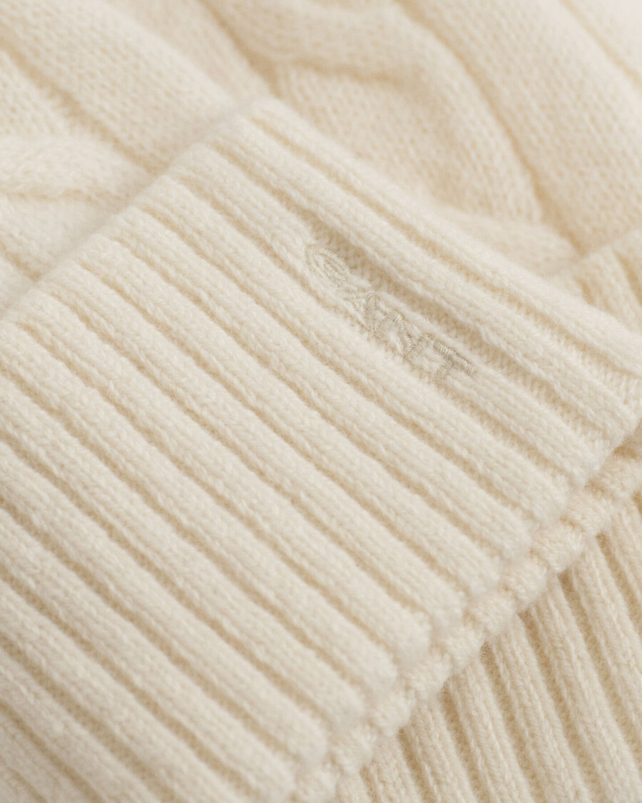 zopfstrickmütze aus wolle – creme